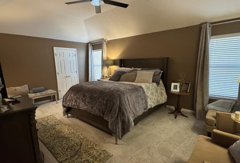 4915 WHITFALL CV, Memphis, Tennessee 38125, 4 Bedroom Bedrooms, 8 Room Rooms,3 BathroomBathrooms,Residential,For Sale,WHITFALL,0,10228608