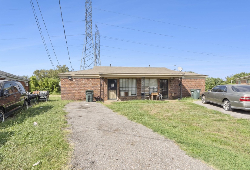 2412 CHARJEAN CV, Memphis, Tennessee 38114, 4 Bedroom Bedrooms, 8 Room Rooms,2 BathroomBathrooms,Residential,For Sale,CHARJEAN,0,10228614