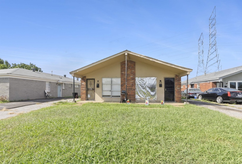 2412 CHARJEAN CV, Memphis, Tennessee 38114, 4 Bedroom Bedrooms, 8 Room Rooms,2 BathroomBathrooms,Residential,For Sale,CHARJEAN,0,10228614