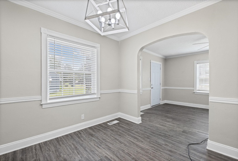 46 CHARLES AVE, Munford, Tennessee 38058, 4 Bedroom Bedrooms, 9 Room Rooms,2 BathroomBathrooms,Residential,For Sale,CHARLES,0,10228618