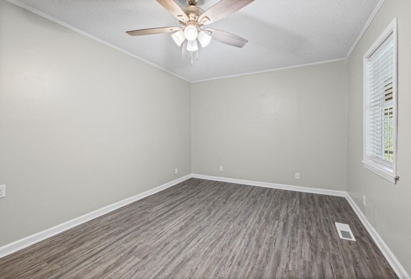46 CHARLES AVE, Munford, Tennessee 38058, 4 Bedroom Bedrooms, 9 Room Rooms,2 BathroomBathrooms,Residential,For Sale,CHARLES,0,10228618