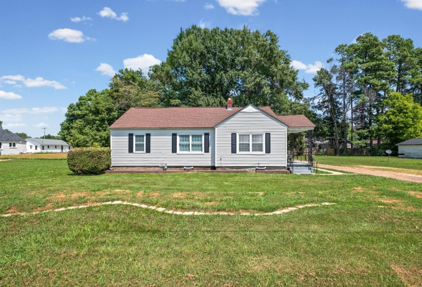 46 CHARLES AVE, Munford, Tennessee 38058, 4 Bedroom Bedrooms, 9 Room Rooms,2 BathroomBathrooms,Residential,For Sale,CHARLES,0,10228618