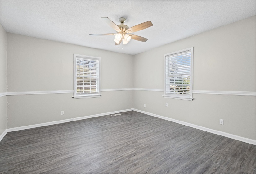46 CHARLES AVE, Munford, Tennessee 38058, 4 Bedroom Bedrooms, 9 Room Rooms,2 BathroomBathrooms,Residential,For Sale,CHARLES,0,10228618