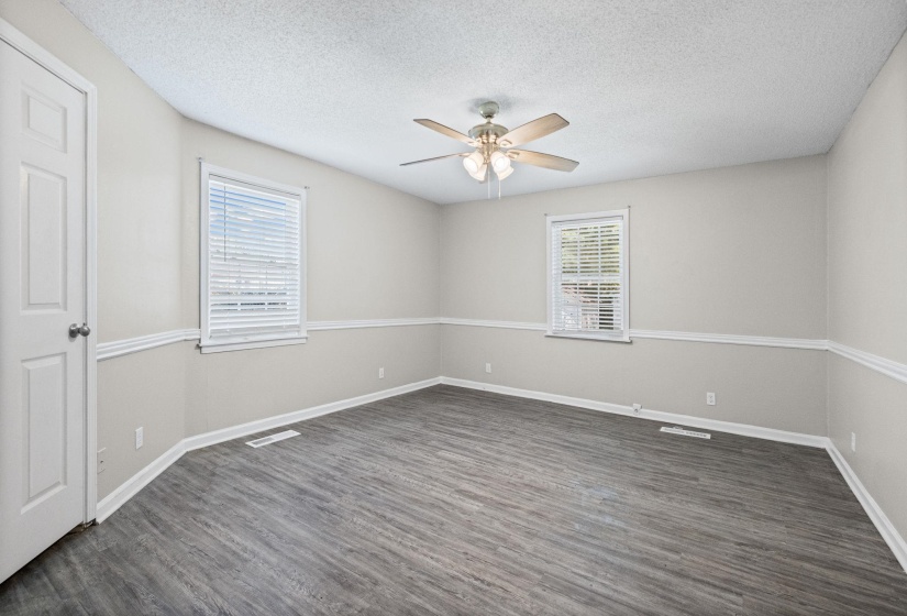 46 CHARLES AVE, Munford, Tennessee 38058, 4 Bedroom Bedrooms, 9 Room Rooms,2 BathroomBathrooms,Residential,For Sale,CHARLES,0,10228618