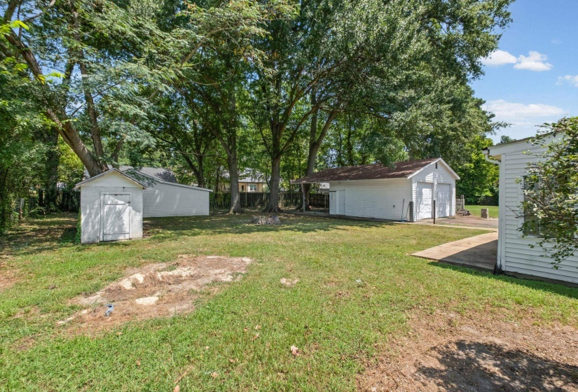 46 CHARLES AVE, Munford, Tennessee 38058, 4 Bedroom Bedrooms, 9 Room Rooms,2 BathroomBathrooms,Residential,For Sale,CHARLES,0,10228618