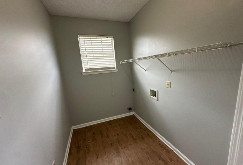 3923 AUTUMN HARVEST LN, Memphis, Tennessee 38125, 3 Bedroom Bedrooms, 6 Room Rooms,2 BathroomBathrooms,Residential,For Sale,AUTUMN HARVEST,0,10228620