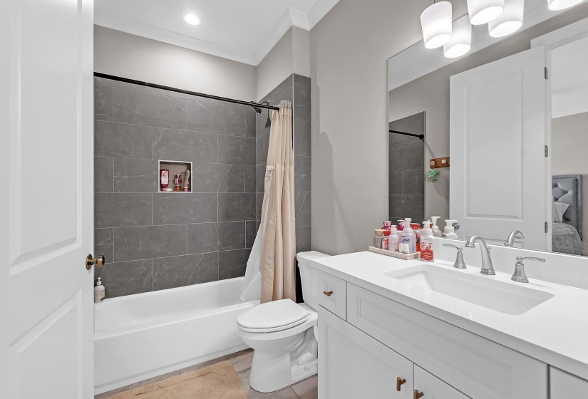 50 PIPER HOLLOW DR, Piperton, Tennessee 38017, 4 Bedroom Bedrooms, 10 Room Rooms,4.1 BathroomBathrooms,Residential,For Sale,PIPER HOLLOW,0,10228621