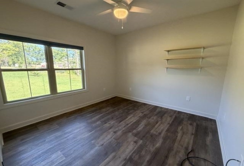 320 HAWTHORNE LN, Savannah, Tennessee 38372, 3 Bedroom Bedrooms, 7 Room Rooms,2 BathroomBathrooms,Residential,For Sale,HAWTHORNE,0,10228624