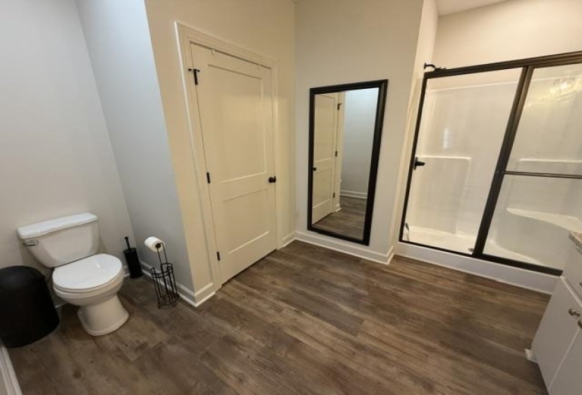 320 HAWTHORNE LN, Savannah, Tennessee 38372, 3 Bedroom Bedrooms, 7 Room Rooms,2 BathroomBathrooms,Residential,For Sale,HAWTHORNE,0,10228624
