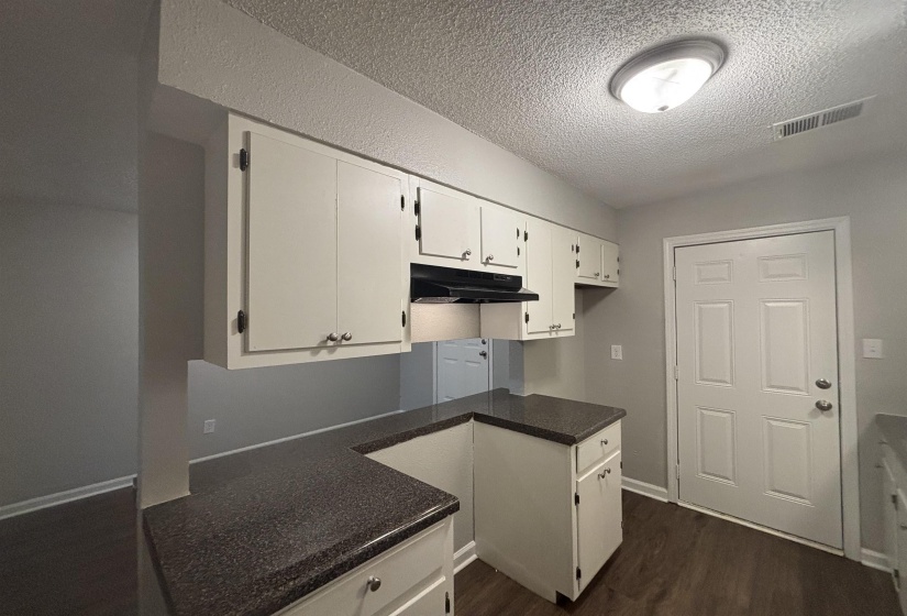 2986 LAKE PARK RD, Memphis, Tennessee 38127, 3 Bedroom Bedrooms, 6 Room Rooms,1.1 BathroomBathrooms,Residential,For Sale,LAKE PARK,0,10228626