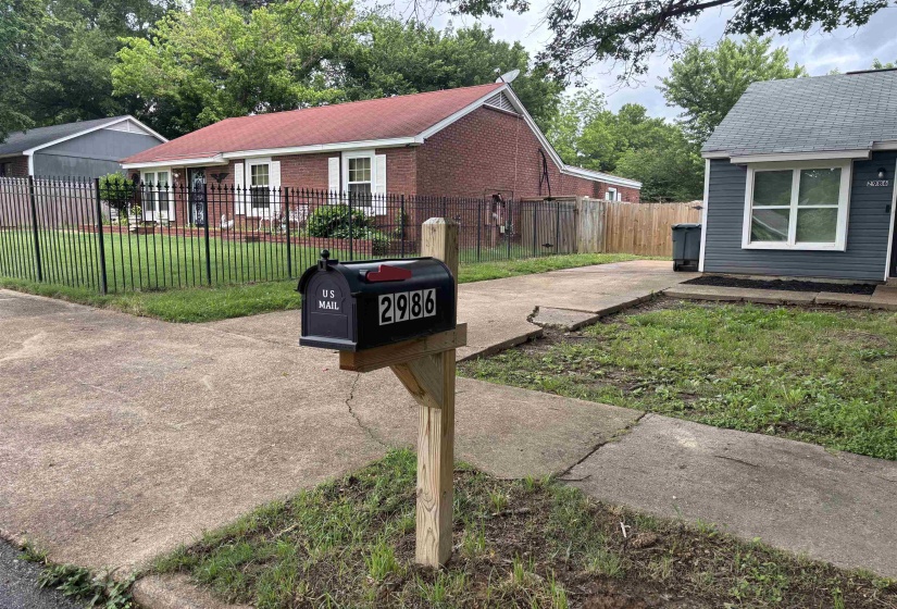 2986 LAKE PARK RD, Memphis, Tennessee 38127, 3 Bedroom Bedrooms, 6 Room Rooms,1.1 BathroomBathrooms,Residential,For Sale,LAKE PARK,0,10228626