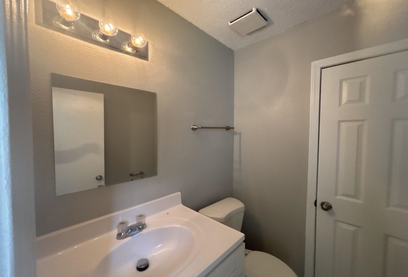2986 LAKE PARK RD, Memphis, Tennessee 38127, 3 Bedroom Bedrooms, 6 Room Rooms,1.1 BathroomBathrooms,Residential,For Sale,LAKE PARK,0,10228626