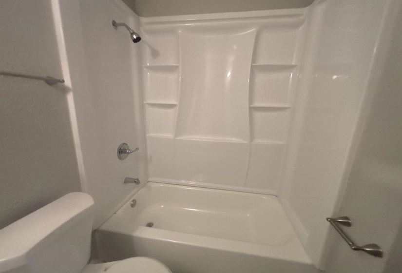 2986 LAKE PARK RD, Memphis, Tennessee 38127, 3 Bedroom Bedrooms, 6 Room Rooms,1.1 BathroomBathrooms,Residential,For Sale,LAKE PARK,0,10228626