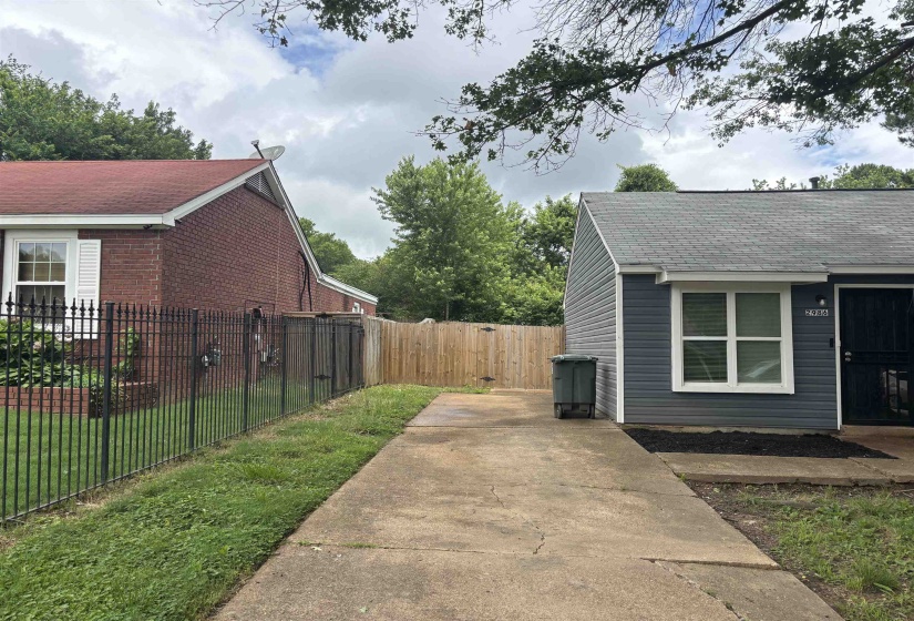 2986 LAKE PARK RD, Memphis, Tennessee 38127, 3 Bedroom Bedrooms, 6 Room Rooms,1.1 BathroomBathrooms,Residential,For Sale,LAKE PARK,0,10228626