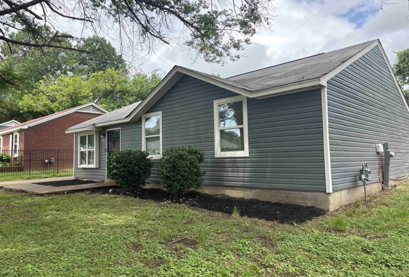 2986 LAKE PARK RD, Memphis, Tennessee 38127, 3 Bedroom Bedrooms, 6 Room Rooms,1.1 BathroomBathrooms,Residential,For Sale,LAKE PARK,0,10228626