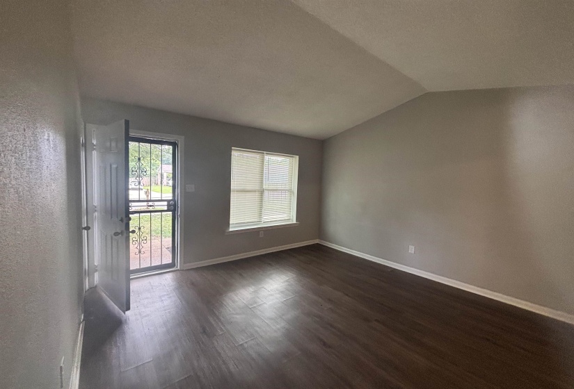 2986 LAKE PARK RD, Memphis, Tennessee 38127, 3 Bedroom Bedrooms, 6 Room Rooms,1.1 BathroomBathrooms,Residential,For Sale,LAKE PARK,0,10228626