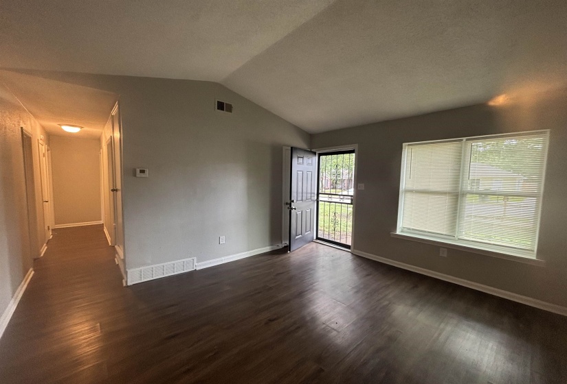 2986 LAKE PARK RD, Memphis, Tennessee 38127, 3 Bedroom Bedrooms, 6 Room Rooms,1.1 BathroomBathrooms,Residential,For Sale,LAKE PARK,0,10228626