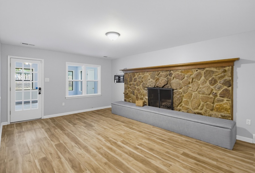 2088 ALLENBY RD, Germantown, Tennessee 38139, 4 Bedroom Bedrooms, 8 Room Rooms,2.1 BathroomBathrooms,Residential,For Sale,ALLENBY,0,10228631