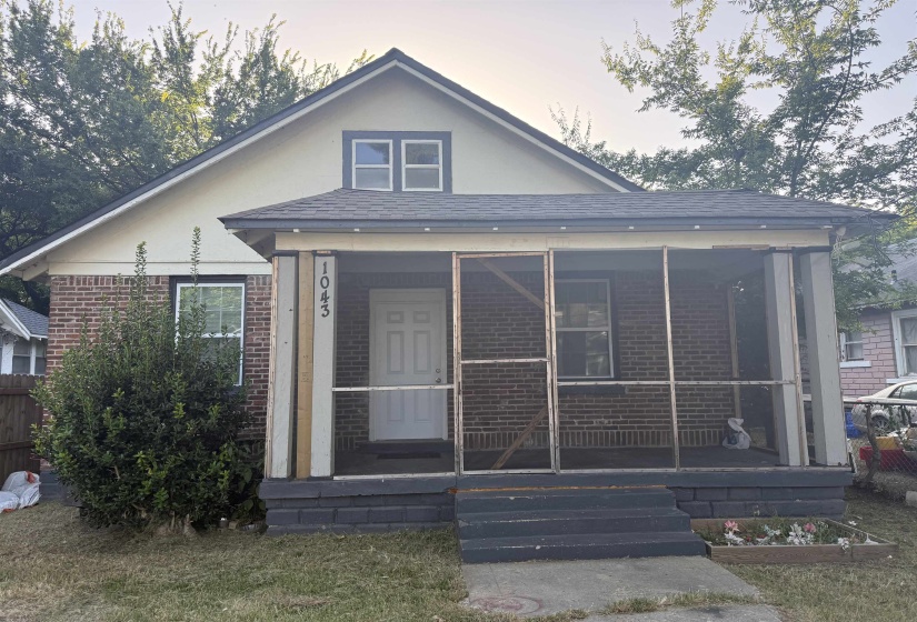 1043 PEARCE ST, Memphis, Tennessee 38107, 2 Bedroom Bedrooms, 5 Room Rooms,1 BathroomBathrooms,Residential,For Sale,PEARCE,0,10228633