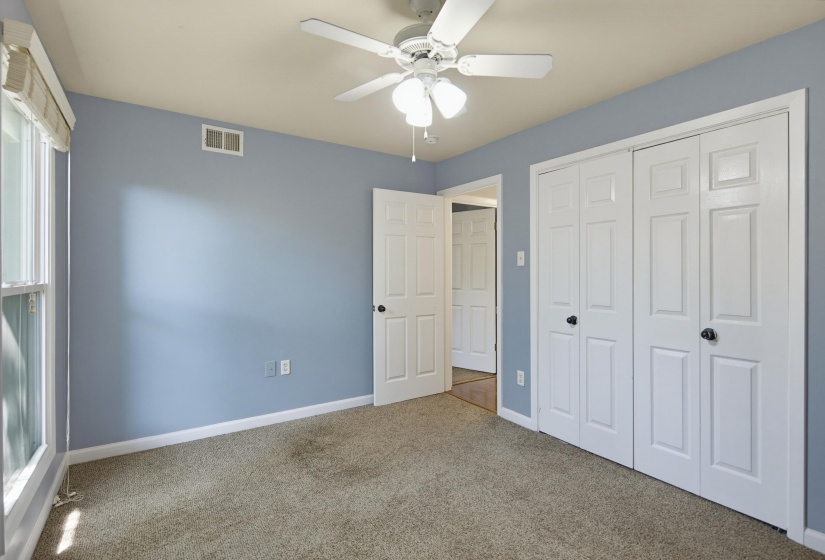 220 MCLEAN BLVD, Memphis, Tennessee 38104, 2 Bedroom Bedrooms, 5 Room Rooms,2 BathroomBathrooms,Residential,For Sale,MCLEAN,0,10228640