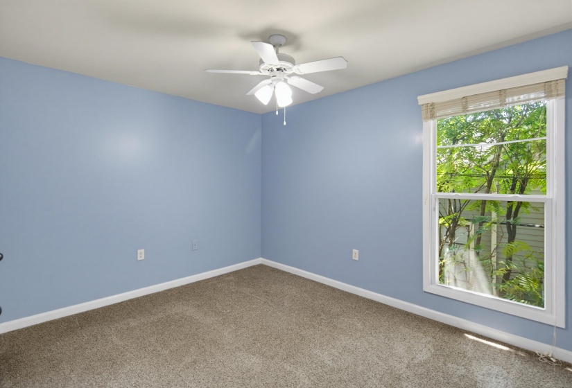 220 MCLEAN BLVD, Memphis, Tennessee 38104, 2 Bedroom Bedrooms, 5 Room Rooms,2 BathroomBathrooms,Residential,For Sale,MCLEAN,0,10228640