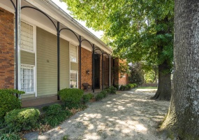 220 MCLEAN BLVD, Memphis, Tennessee 38104, 2 Bedroom Bedrooms, 5 Room Rooms,2 BathroomBathrooms,Residential,For Sale,MCLEAN,0,10228640 220 MCLEAN BLVD, Memphis, Tennessee 38104, 2 Bedroom Bedrooms, 5 Room Rooms,2 BathroomBathrooms,Residential,For Sale,MCLEAN,0,10228640