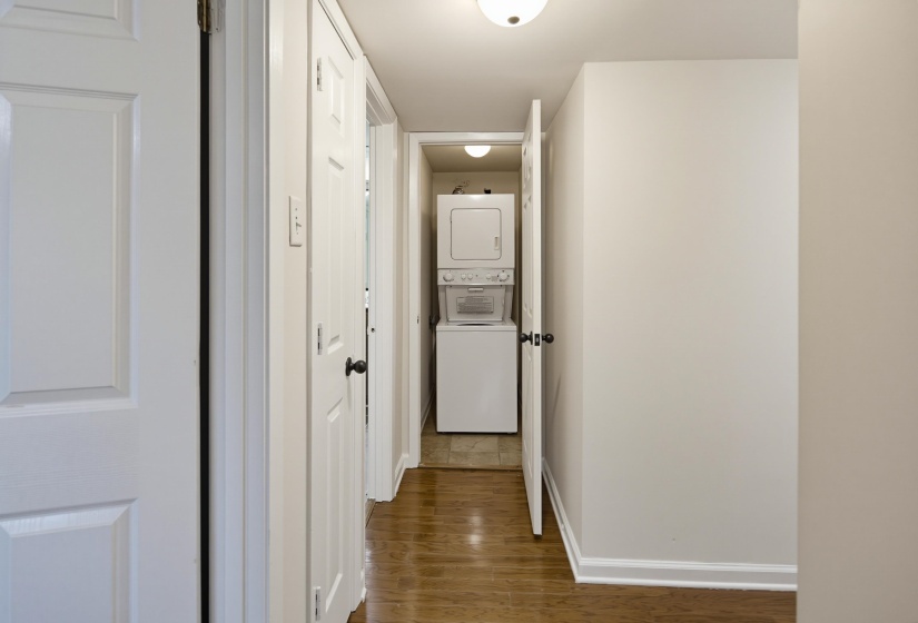 220 MCLEAN BLVD, Memphis, Tennessee 38104, 2 Bedroom Bedrooms, 5 Room Rooms,2 BathroomBathrooms,Residential,For Sale,MCLEAN,0,10228640