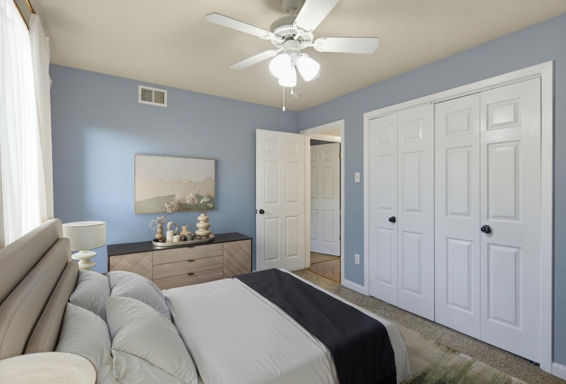 220 MCLEAN BLVD, Memphis, Tennessee 38104, 2 Bedroom Bedrooms, 5 Room Rooms,2 BathroomBathrooms,Residential,For Sale,MCLEAN,0,10228640