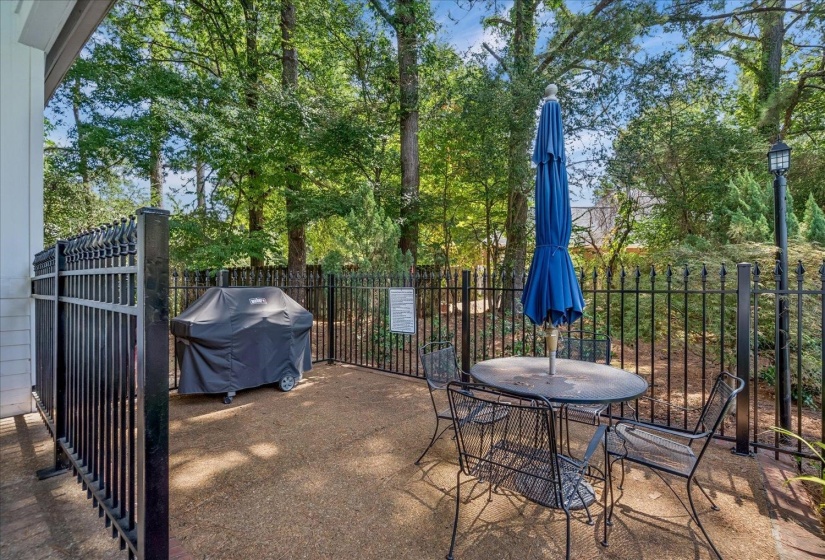 10569 TENBY CV, Collierville, Tennessee 38017, 5 Bedroom Bedrooms, 9 Room Rooms,3 BathroomBathrooms,Residential,For Sale,TENBY,0,10228647