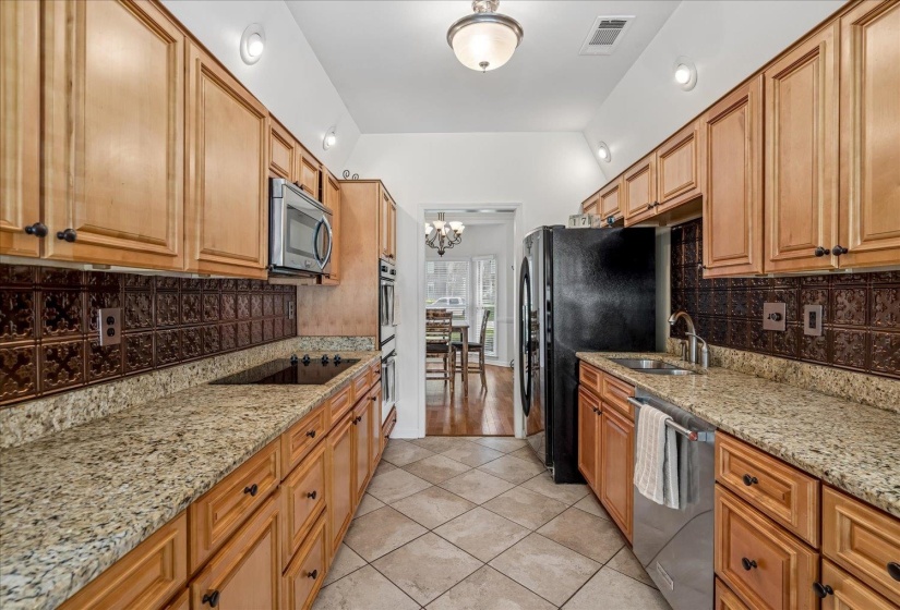 10569 TENBY CV, Collierville, Tennessee 38017, 5 Bedroom Bedrooms, 9 Room Rooms,3 BathroomBathrooms,Residential,For Sale,TENBY,0,10228647