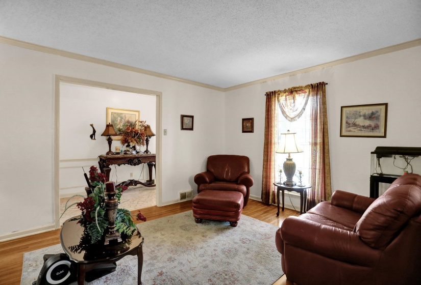 4570 CRAIGMONT DR, Memphis, Tennessee 38128, 4 Bedroom Bedrooms, 6 Room Rooms,2 BathroomBathrooms,Residential,For Sale,CRAIGMONT,0,10228650
