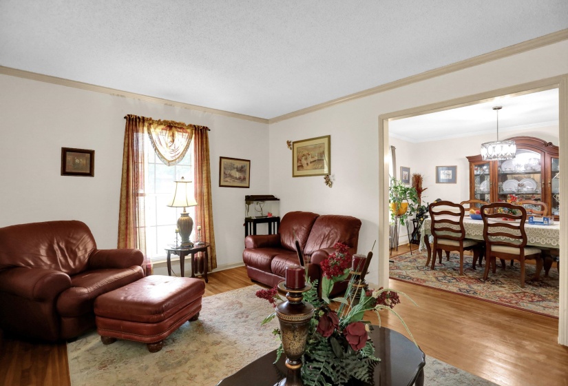 4570 CRAIGMONT DR, Memphis, Tennessee 38128, 4 Bedroom Bedrooms, 6 Room Rooms,2 BathroomBathrooms,Residential,For Sale,CRAIGMONT,0,10228650