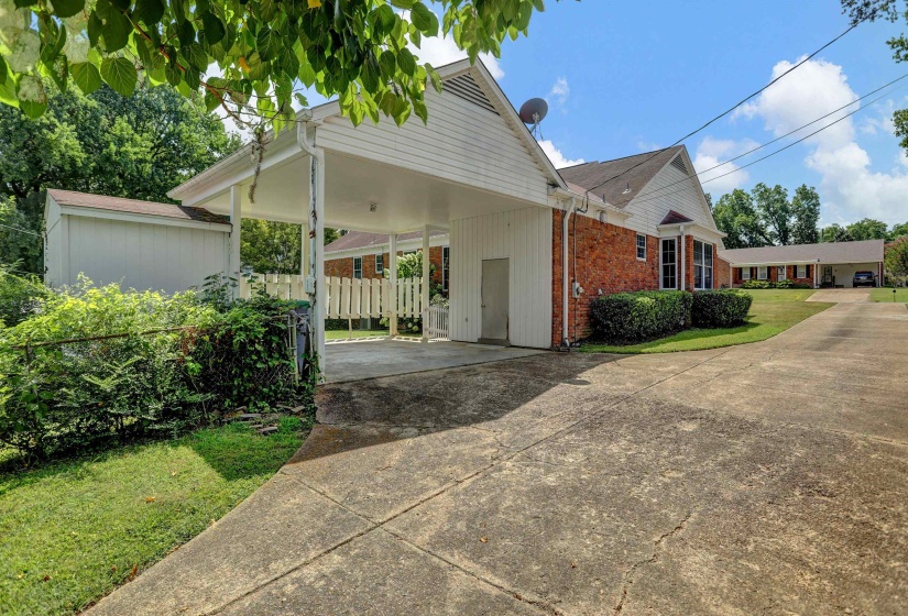 4570 CRAIGMONT DR, Memphis, Tennessee 38128, 4 Bedroom Bedrooms, 6 Room Rooms,2 BathroomBathrooms,Residential,For Sale,CRAIGMONT,0,10228650