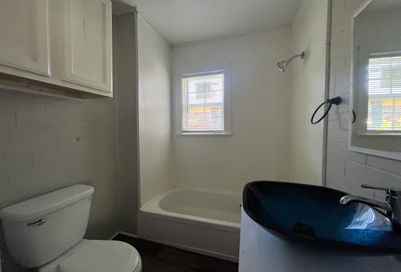 2868 CHOCTAW AVE, Memphis, Tennessee 38114, 1 Bedroom Bedrooms, 5 Room Rooms,1 BathroomBathrooms,Residential,For Sale,CHOCTAW,0,10228652
