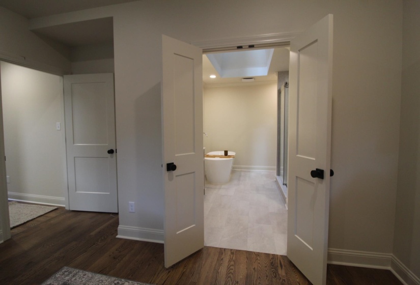 3697 CHARLESWOOD AVE, Memphis, Tennessee 38122, 3 Bedroom Bedrooms, 6 Room Rooms,3 BathroomBathrooms,Residential,For Sale,CHARLESWOOD,0,10228655