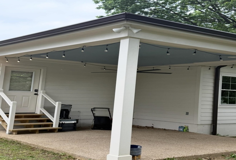 3697 CHARLESWOOD AVE, Memphis, Tennessee 38122, 3 Bedroom Bedrooms, 6 Room Rooms,3 BathroomBathrooms,Residential,For Sale,CHARLESWOOD,0,10228655