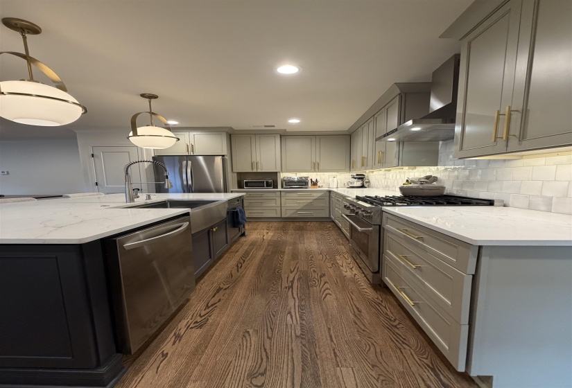 3697 CHARLESWOOD AVE, Memphis, Tennessee 38122, 3 Bedroom Bedrooms, 6 Room Rooms,3 BathroomBathrooms,Residential,For Sale,CHARLESWOOD,0,10228655