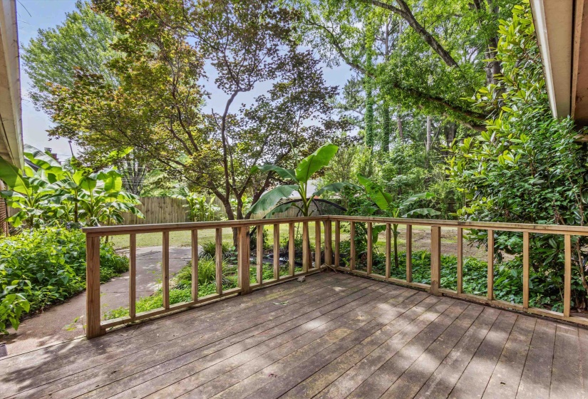 7009 ROCKY CREEK DR, Memphis, Tennessee 38125, 3 Bedroom Bedrooms, 6 Room Rooms,2 BathroomBathrooms,Residential,For Sale,ROCKY CREEK,0,10223349