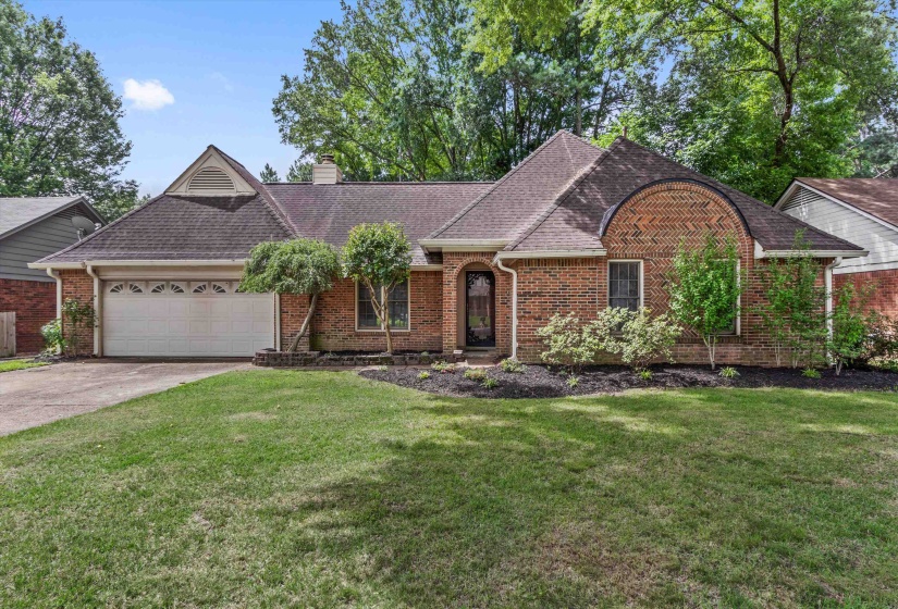7009 ROCKY CREEK DR, Memphis, Tennessee 38125, 3 Bedroom Bedrooms, 6 Room Rooms,2 BathroomBathrooms,Residential,For Sale,ROCKY CREEK,0,10223349