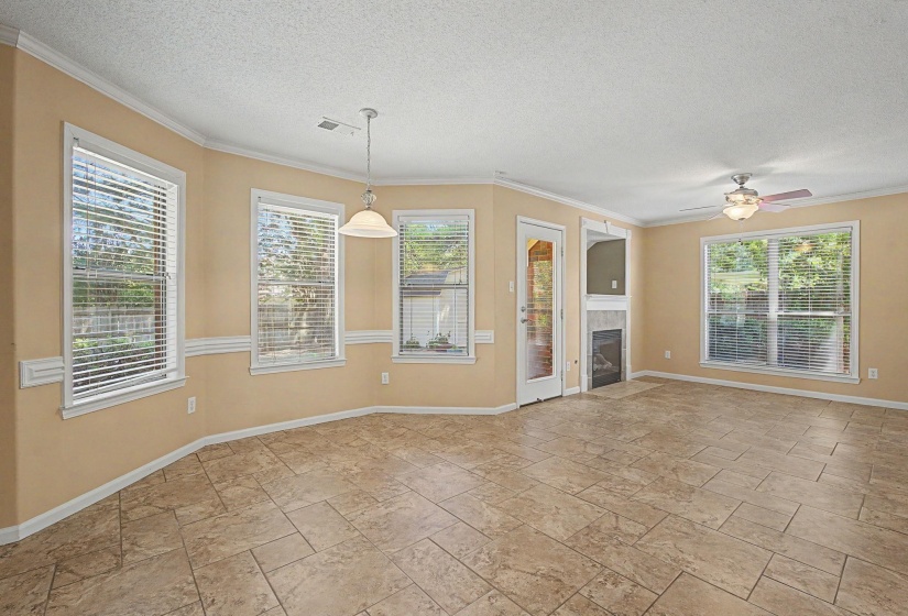 4629 WESTBROOK RD, Bartlett, Tennessee 38135, 5 Bedroom Bedrooms, 9 Room Rooms,2.1 BathroomBathrooms,Residential,For Sale,WESTBROOK,0,10228494