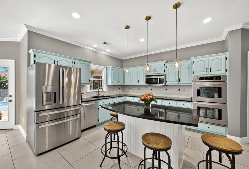 947 VALLEYVIEW LN, Collierville, Tennessee 38017, 5 Bedroom Bedrooms, 11 Room Rooms,3.1 BathroomBathrooms,Residential,For Sale,VALLEYVIEW,0,10228671