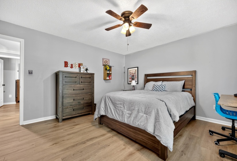 947 VALLEYVIEW LN, Collierville, Tennessee 38017, 5 Bedroom Bedrooms, 11 Room Rooms,3.1 BathroomBathrooms,Residential,For Sale,VALLEYVIEW,0,10228671
