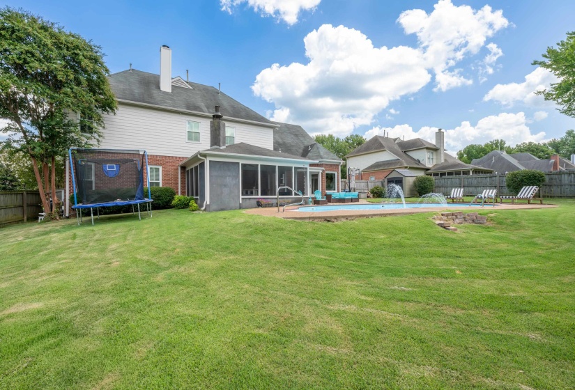 947 VALLEYVIEW LN, Collierville, Tennessee 38017, 5 Bedroom Bedrooms, 11 Room Rooms,3.1 BathroomBathrooms,Residential,For Sale,VALLEYVIEW,0,10228671