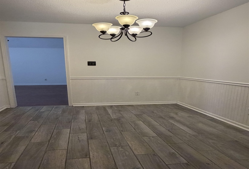8362 CREEK FRONT DR, Memphis, Tennessee 38016, 2 Bedroom Bedrooms, 5 Room Rooms,2 BathroomBathrooms,Residential,For Sale,CREEK FRONT,0,10228673