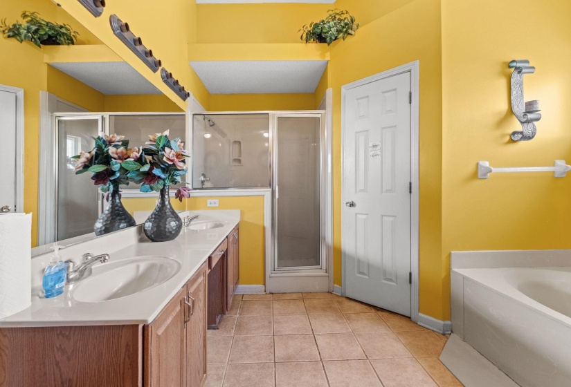 7506 BEVY RIDGE LN, Memphis, Tennessee 38125, 4 Bedroom Bedrooms, 9 Room Rooms,3 BathroomBathrooms,Residential,For Sale,BEVY RIDGE,0,10228676