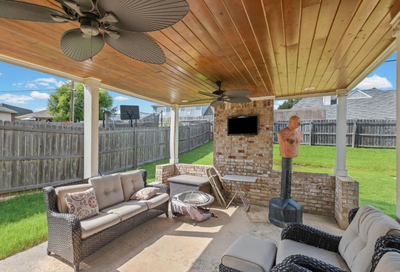 7506 BEVY RIDGE LN, Memphis, Tennessee 38125, 4 Bedroom Bedrooms, 9 Room Rooms,3 BathroomBathrooms,Residential,For Sale,BEVY RIDGE,0,10228676