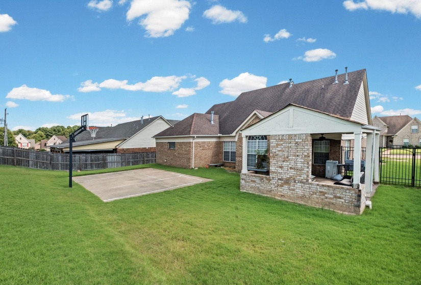 7506 BEVY RIDGE LN, Memphis, Tennessee 38125, 4 Bedroom Bedrooms, 9 Room Rooms,3 BathroomBathrooms,Residential,For Sale,BEVY RIDGE,0,10228676