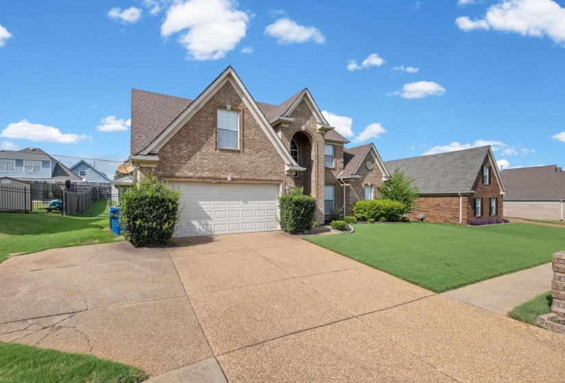 7506 BEVY RIDGE LN, Memphis, Tennessee 38125, 4 Bedroom Bedrooms, 9 Room Rooms,3 BathroomBathrooms,Residential,For Sale,BEVY RIDGE,0,10228676