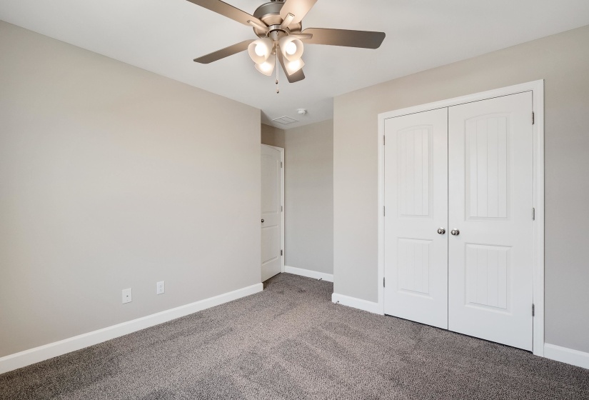 165 HUGHETTA ST, Oakland, Tennessee 38060, 5 Bedroom Bedrooms, 11 Room Rooms,3 BathroomBathrooms,Residential,For Sale,HUGHETTA,0,10228681