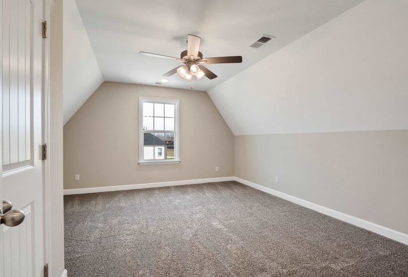 165 HUGHETTA ST, Oakland, Tennessee 38060, 5 Bedroom Bedrooms, 11 Room Rooms,3 BathroomBathrooms,Residential,For Sale,HUGHETTA,0,10228681